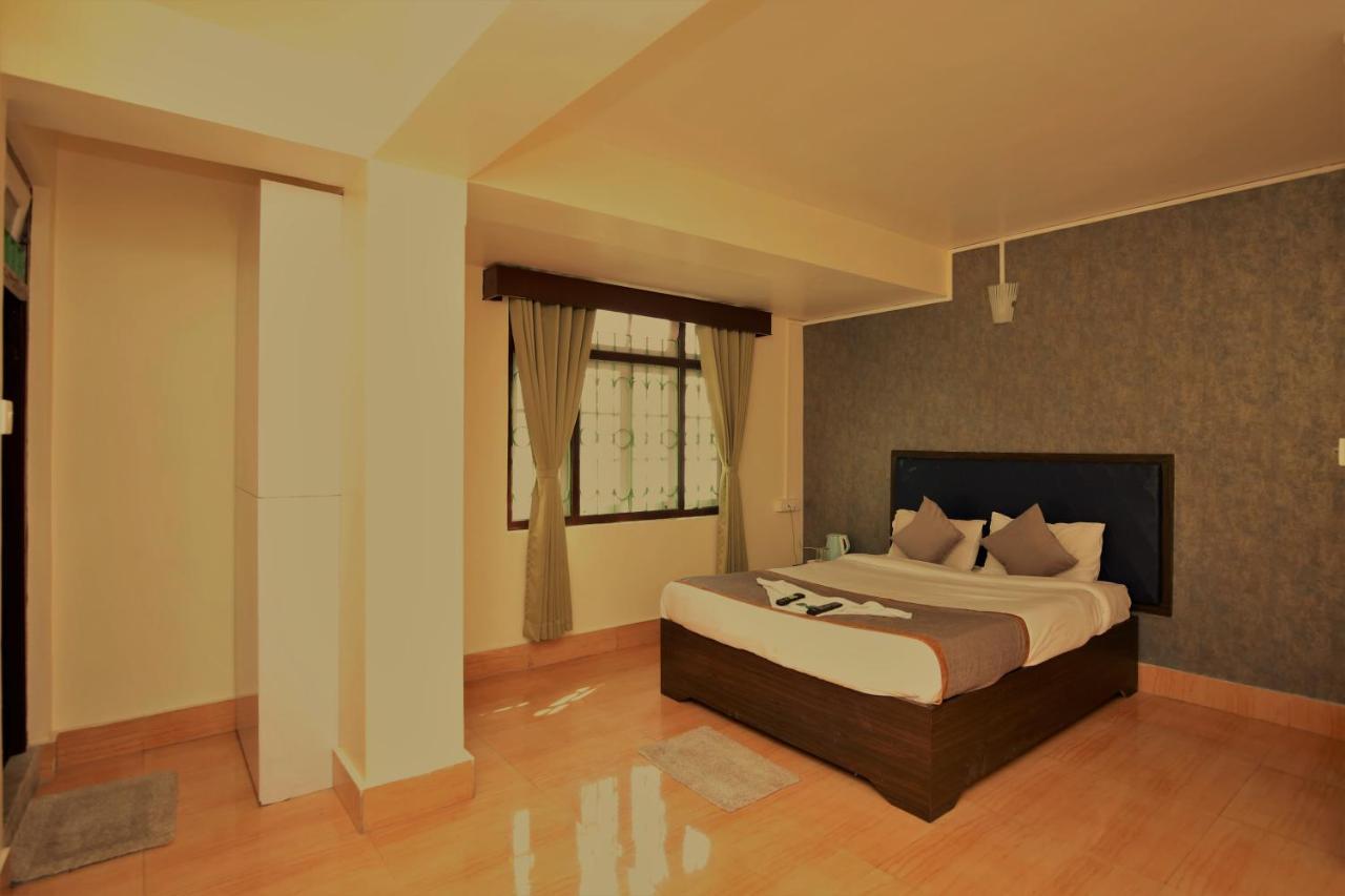 Hotel The Griffon'S Nest Gangtok Esterno foto